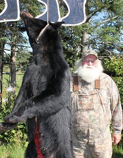 trophy bear hunting at Foggy Mountain Guide Service