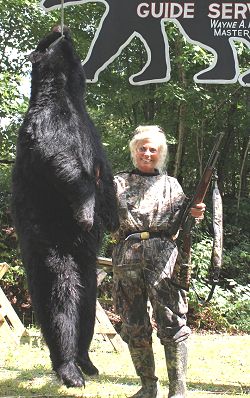 trophy bear hunts at Foggy Mountain