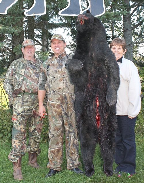 trophy bear hunts at Foggy Mountain Guide Service