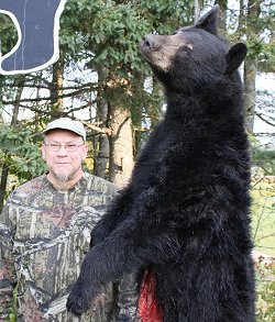 trophy bear hunts at Foggy Mountain