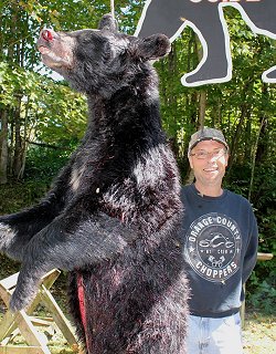 trophy bear hunting at Foggy Mountain