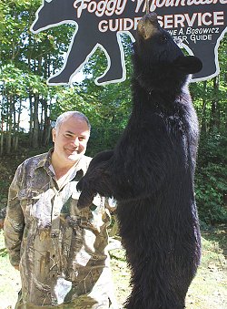 trophy black bear hunts at Foggy Mountain