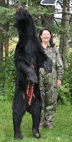 trophy bear hunting at Foggy Mountain